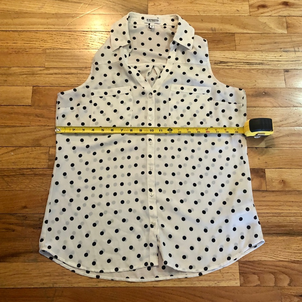 Express | Button down polka dot tank with pockets - Picture 2 of 4